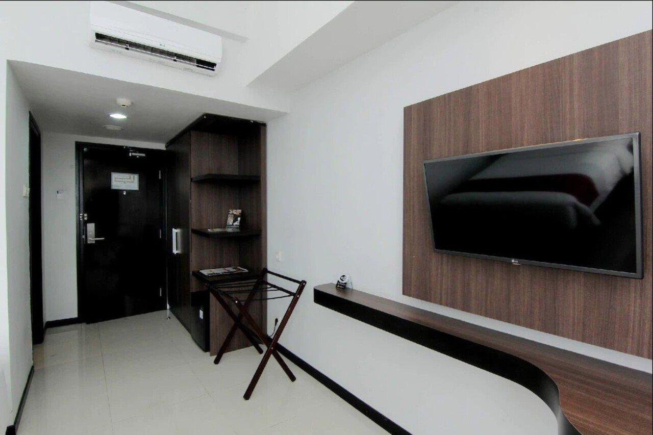 The Sun Hotel Madiun Kültér fotó