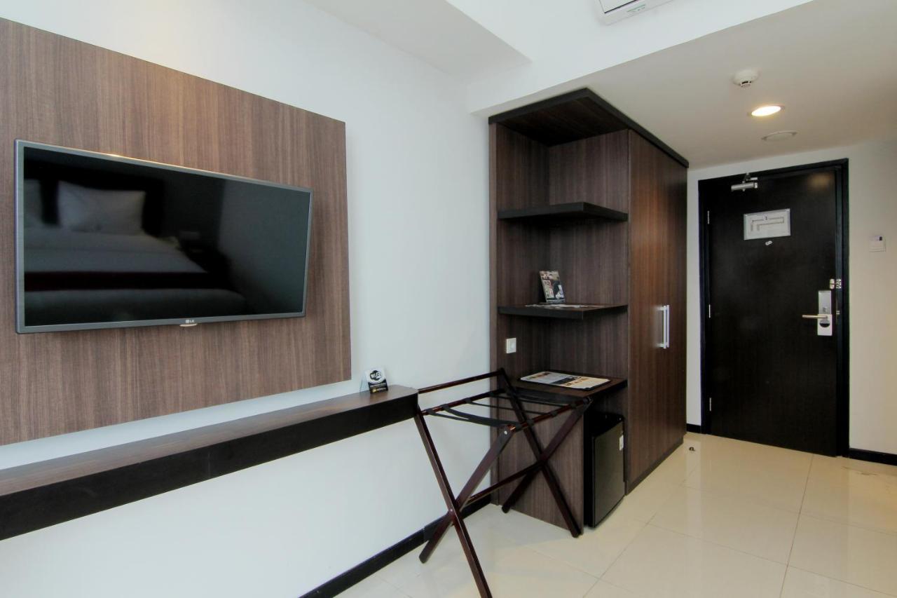 The Sun Hotel Madiun Kültér fotó