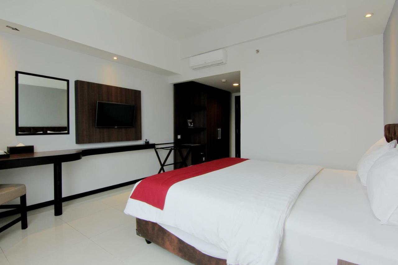 The Sun Hotel Madiun Kültér fotó