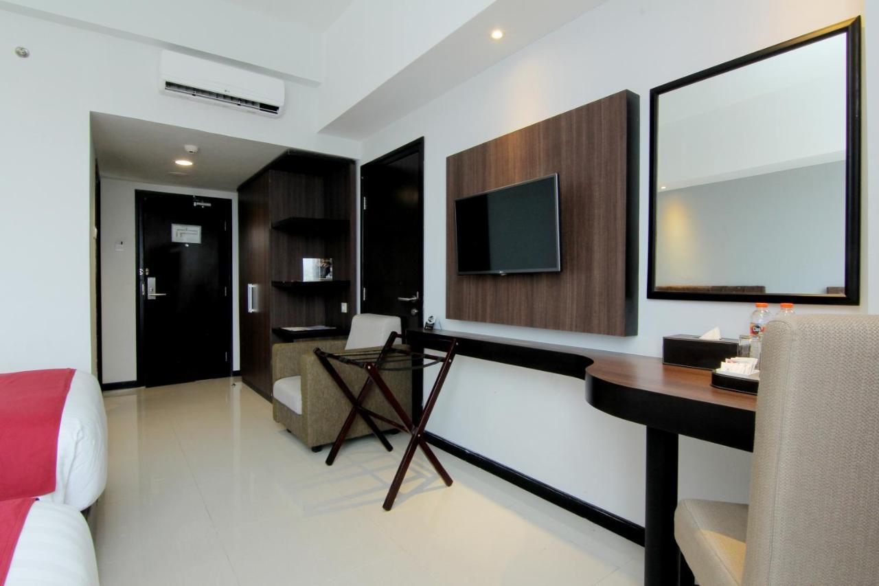 The Sun Hotel Madiun Kültér fotó